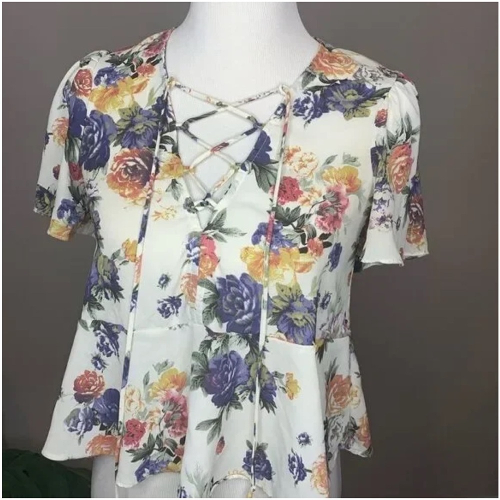 Kimchi blue floral tie up top l - Picture 9 of 11